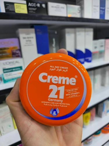 کرم مرطوب کننده کرم 21 المانی مدل VITAMIN E حجم 150 میلی لیتر اصلی به شرط اصالت | اورجینال