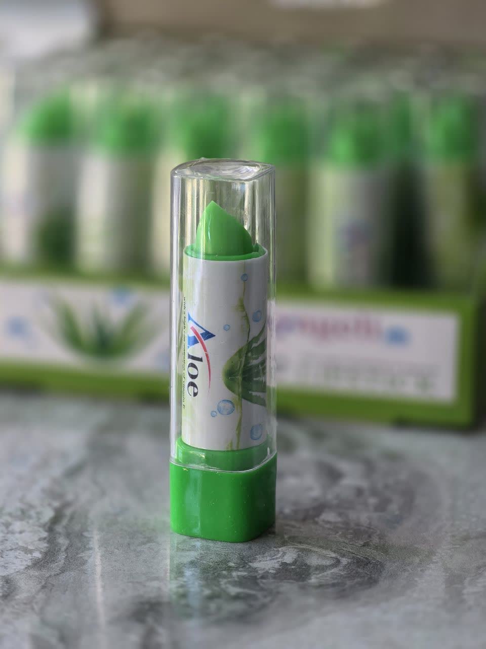 رژ مکه ای معروف😌💄